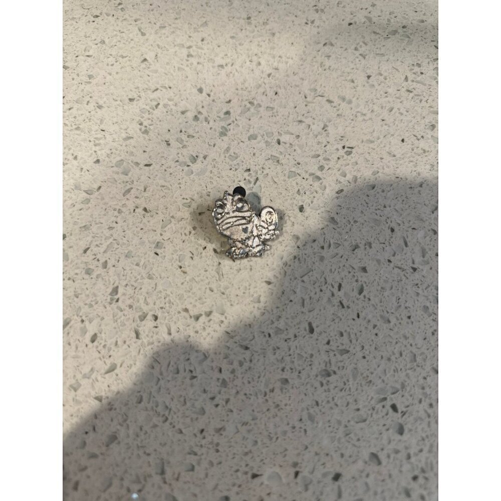 Disney Tangled Pascal Silver‎ Chaser Trading Pin